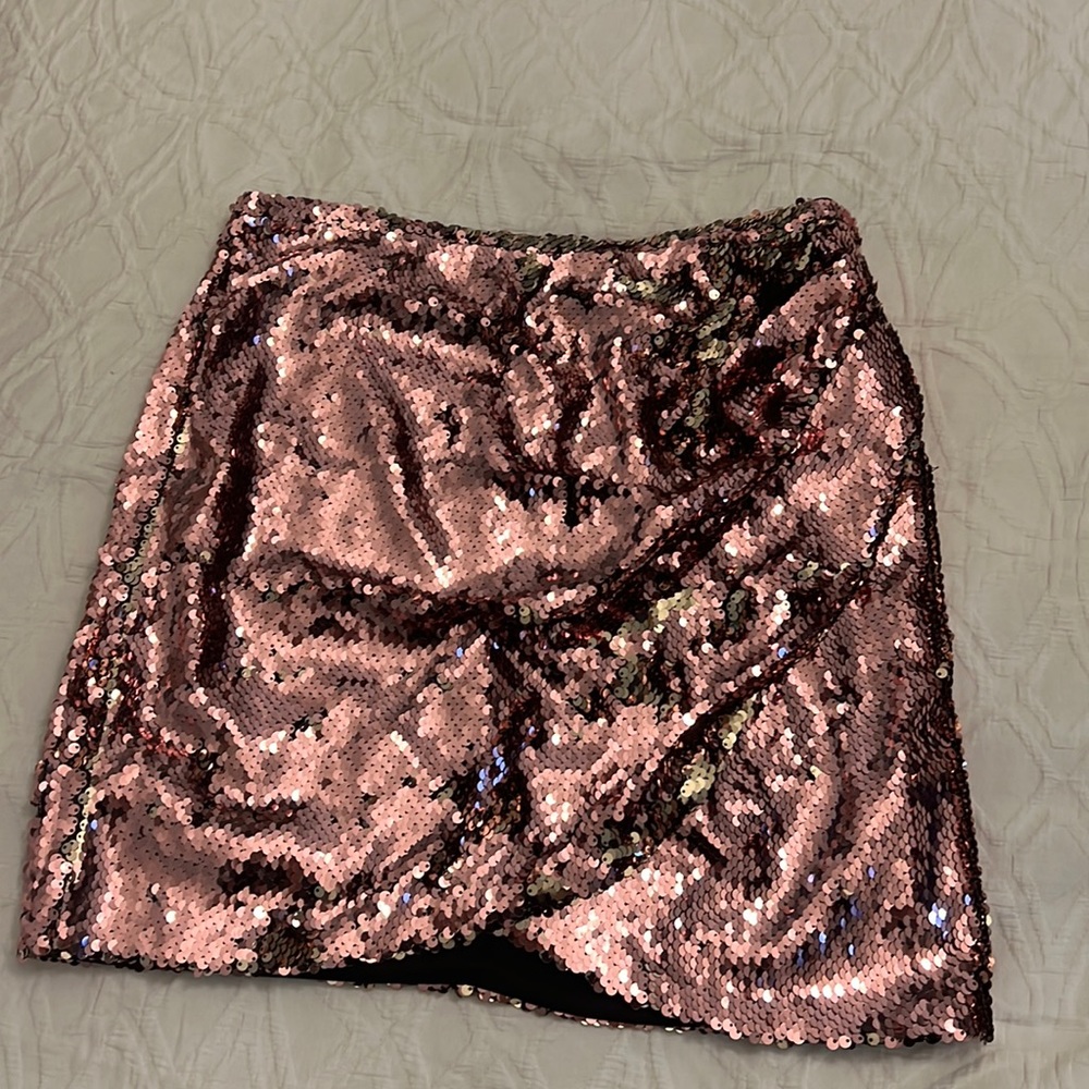 Rose gold sparkle mini skirt